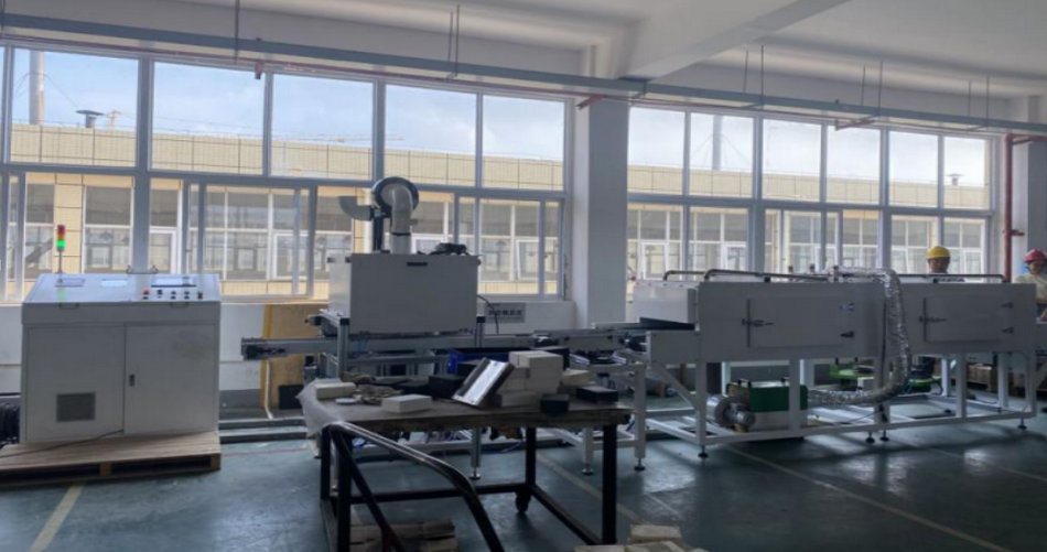 pg电子模拟器特瓷陶瓷橡胶复合衬板硫化喷胶线